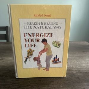 Energize Your Life (Health and Healing the Natural Way) - Hardcover